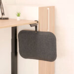 Metalicon Comfort Spot anti-fatigue mat hung on desk