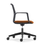 Formetiq Madrid mesh meeting chair with 5-star base